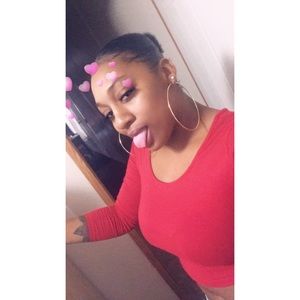 Meet your Posher, Leah